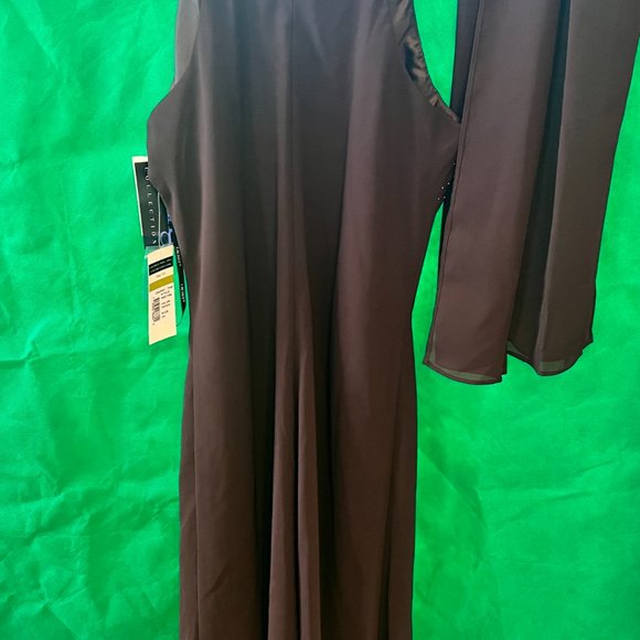 Brown Dress with Sequins and Wrap - Picture 5 of 5